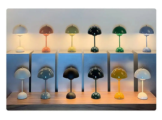 Uppladdningsbar bordslampa med svamp