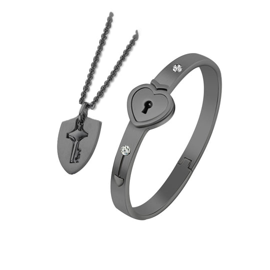 Armband och halsband med låsnyckel
