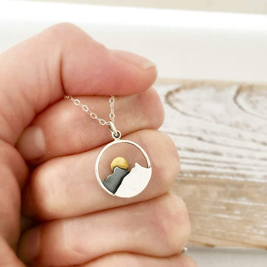 Berg och hav vågor halsband