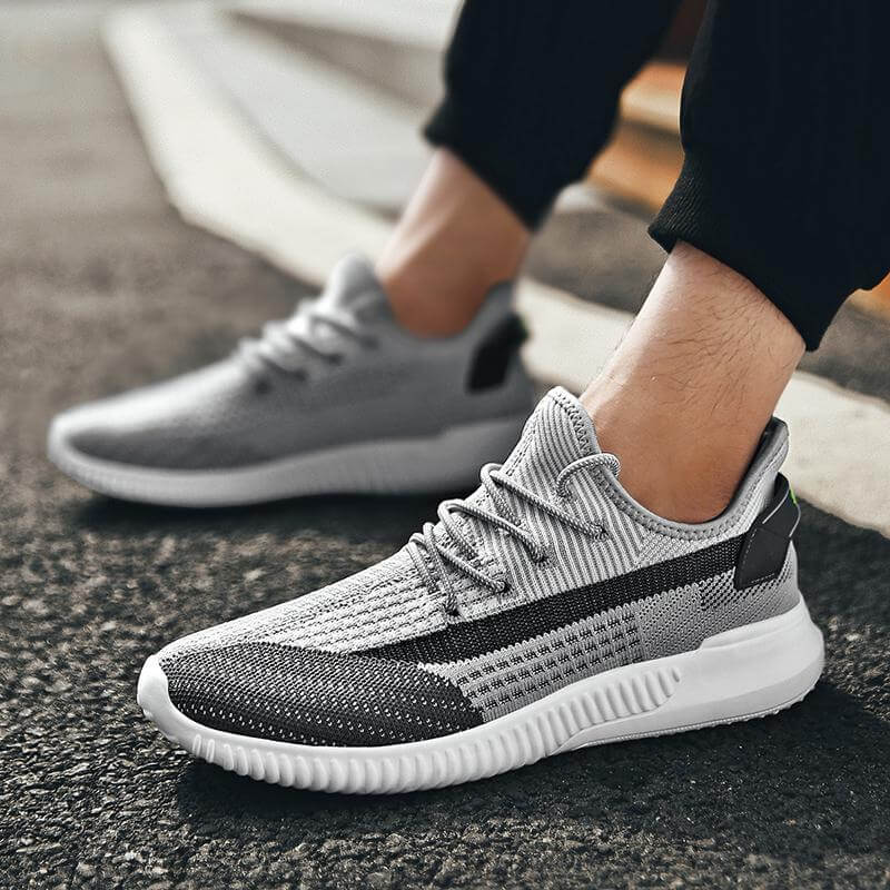 Sneakers för män i vävt mesh