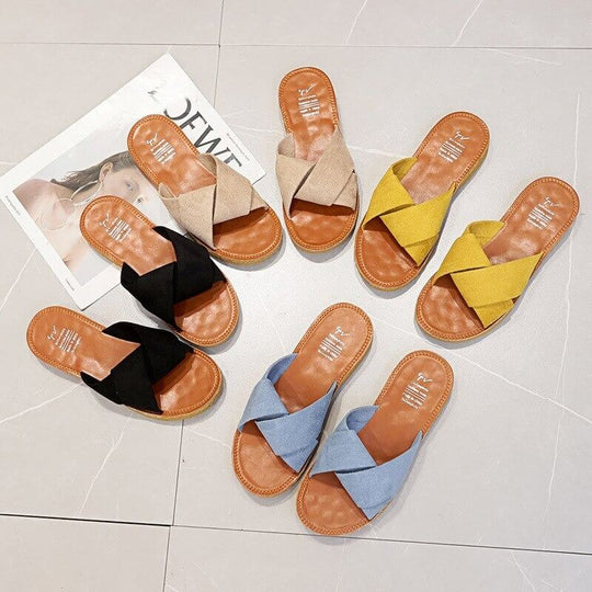 Sandaler med kors och tvärband