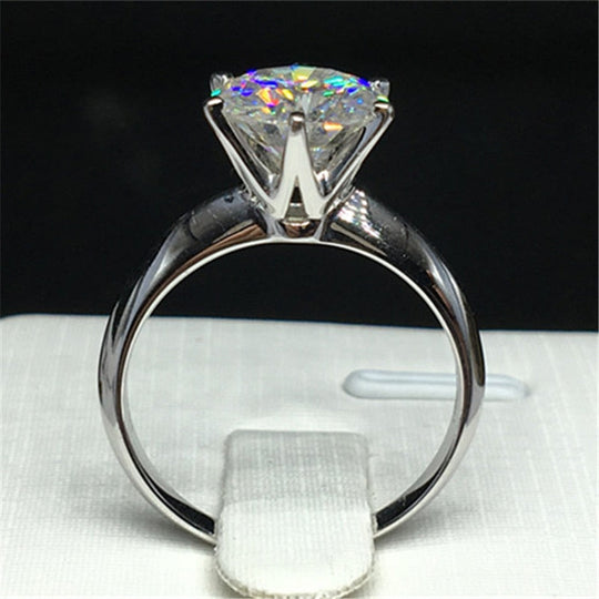 Diamantlöfte ring