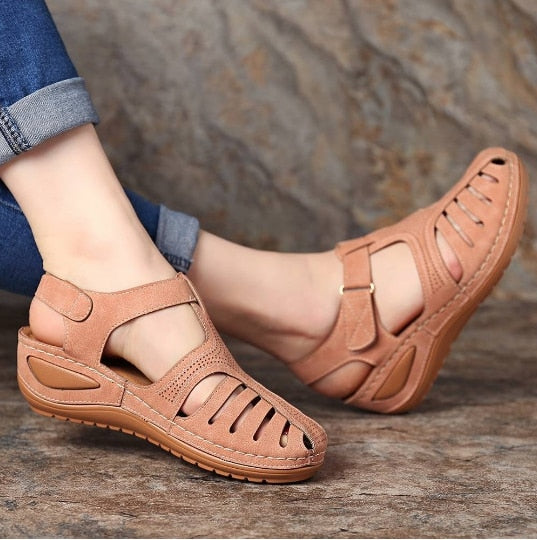 Retro ortopediska sandaler i läder