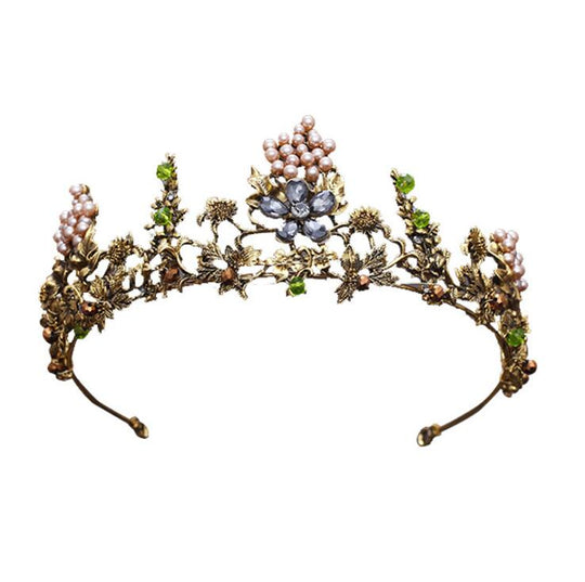 Skogsdrottning Tiara