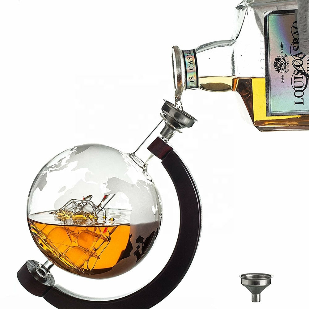 Globe Whiskey karaffset