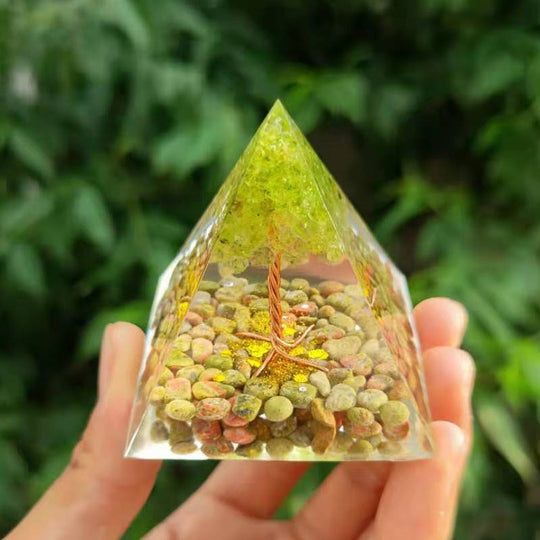 Livets träd - Orgonite Piramide