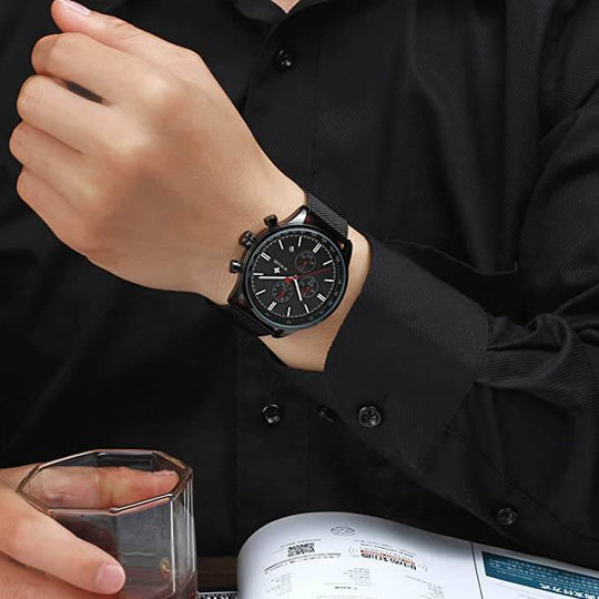 Ultra-tunnt kronografiskt armbandsur