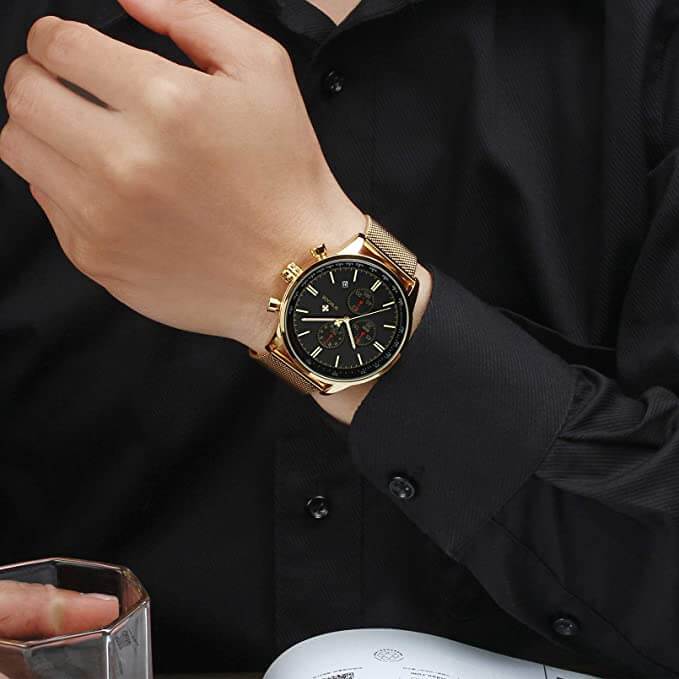 Ultra-tunnt kronografiskt armbandsur