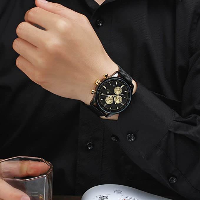 Ultra-tunnt kronografiskt armbandsur